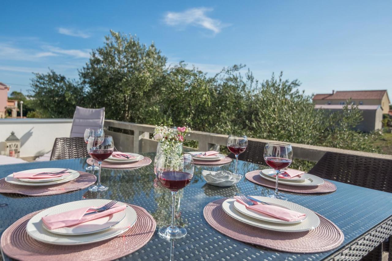 Apartment K&L Vir Bagian luar foto